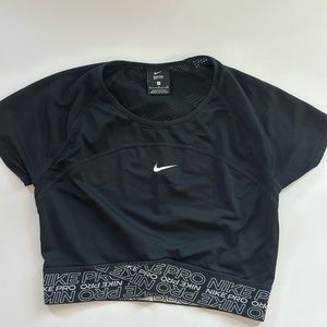 Nike Pro Cropped Dri-Fit Crossover Tee